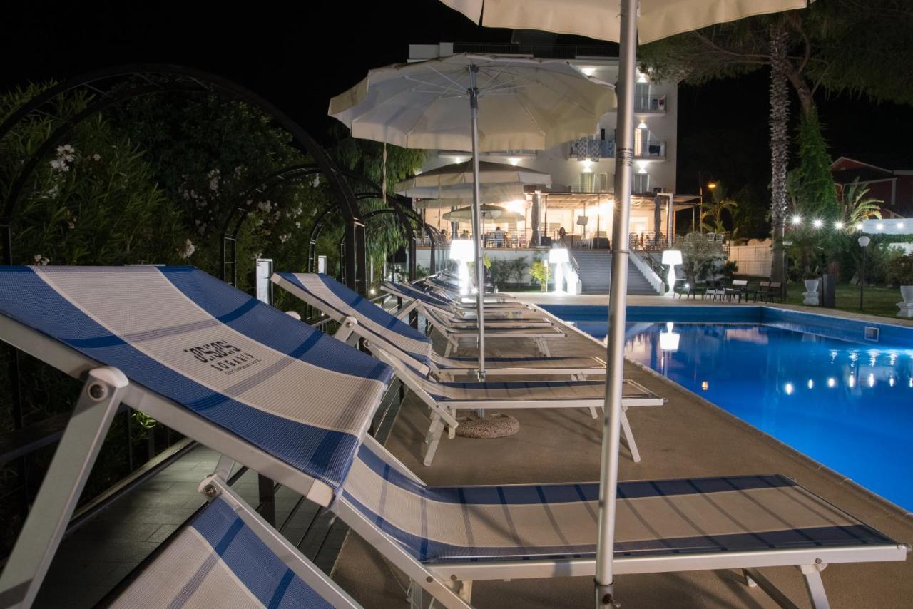 Hotel Sogaris Paestum Exterior foto